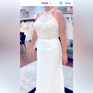 Beautiful Unaltered Dress. Can be used as wedding or formal gown